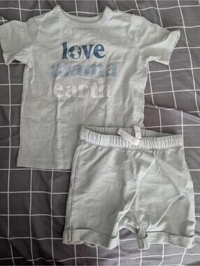 Little Co. Love Mama Earth set outfit